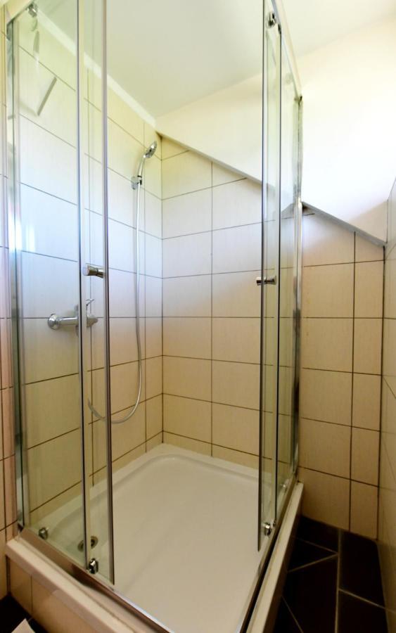 Apartment Anna Maria Rakovica Zewnętrze zdjęcie